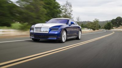 Ezek most a magyar elit kedvenc autói: 250 milliós Ferrari, exkluzív elektromos Rolls-Royce a toplistán