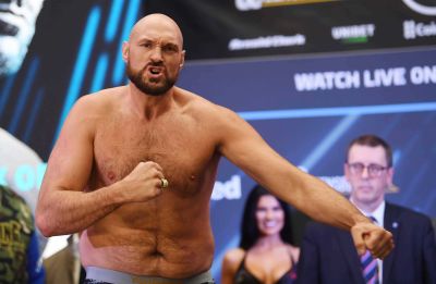 Tyson Fury harmadszorra is elköszönt