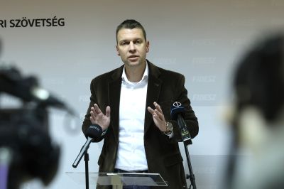 Menczer Tamás: Hatalmas győzelem az időközi választáson elért, mintegy 64 százalék