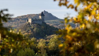 Szlovák–magyar összefogás Somoskő és Salgó várainak értékmentéséért