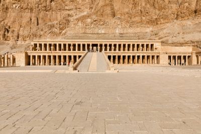 Hatsepszut fáraónő halotti templomának legújabb titkai az egyiptomi Luxorban