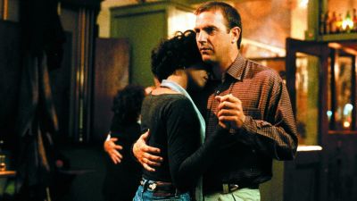 Kevin Costner az utolsó westernhős, Whitney Houston sem tudott neki ellenállni