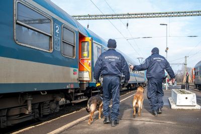 Bombariadó: a MÁV segíti a tanulók hazajutását