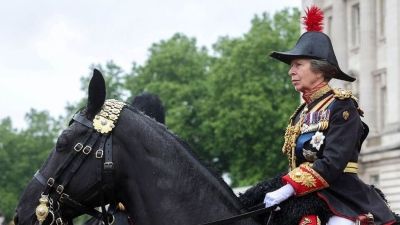 „Minden nap ajándék” – megtörte a csendet Anna hercegnő