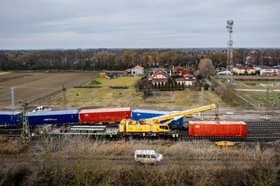 Várhatóan szerdától közlekedhetnek újra a vonatok Szeged érintett vonalain