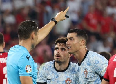 Ronaldo elárulta, milyen valójában a kapcsolata Messivel