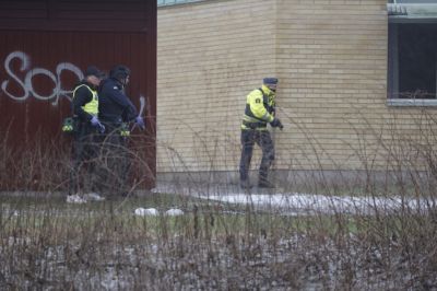 Tíz körüli halottja van egy svédországi felnőttképzési intézményben történt lövöldözésnek, a támadó is meghalt